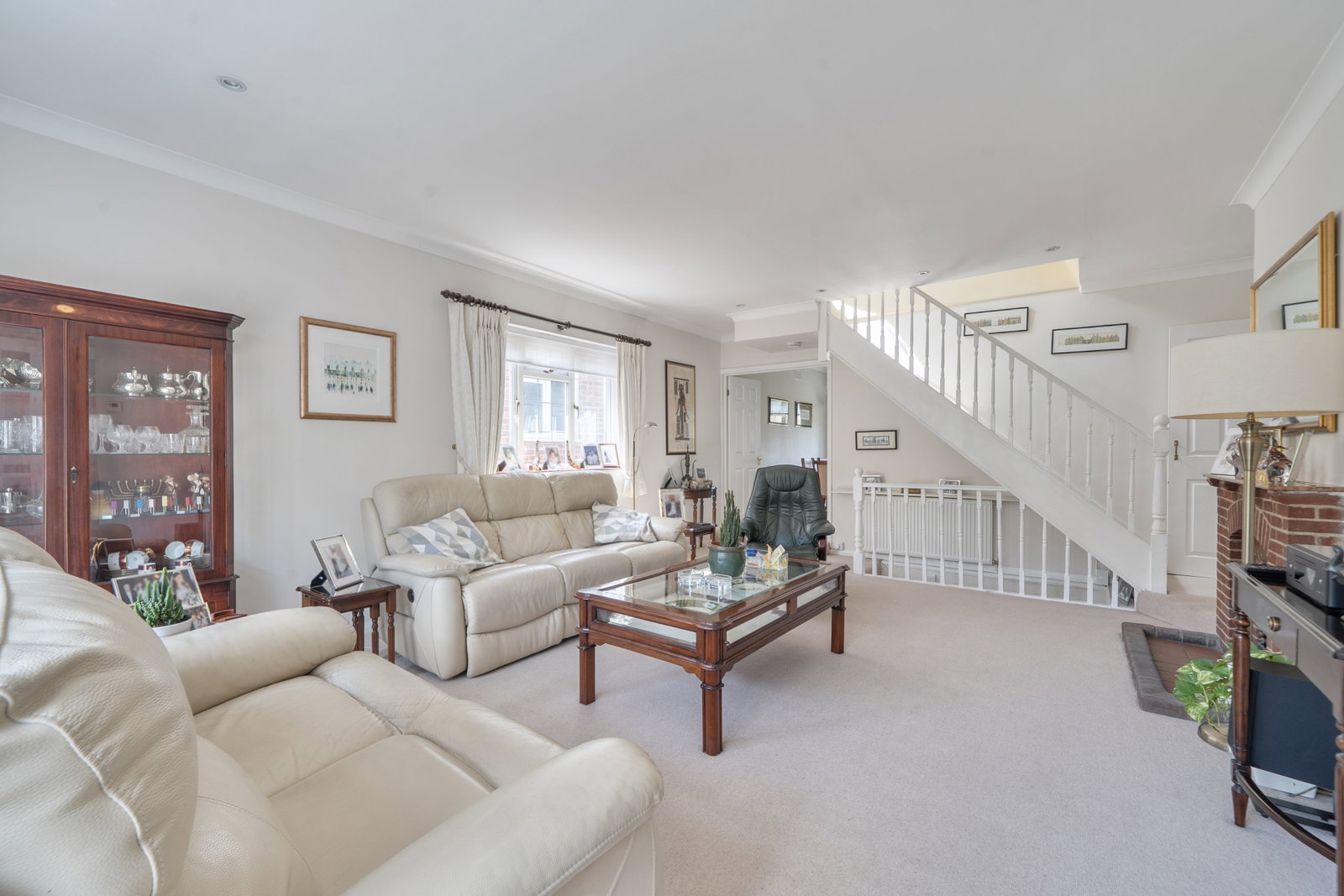 Bungalow in Bushey