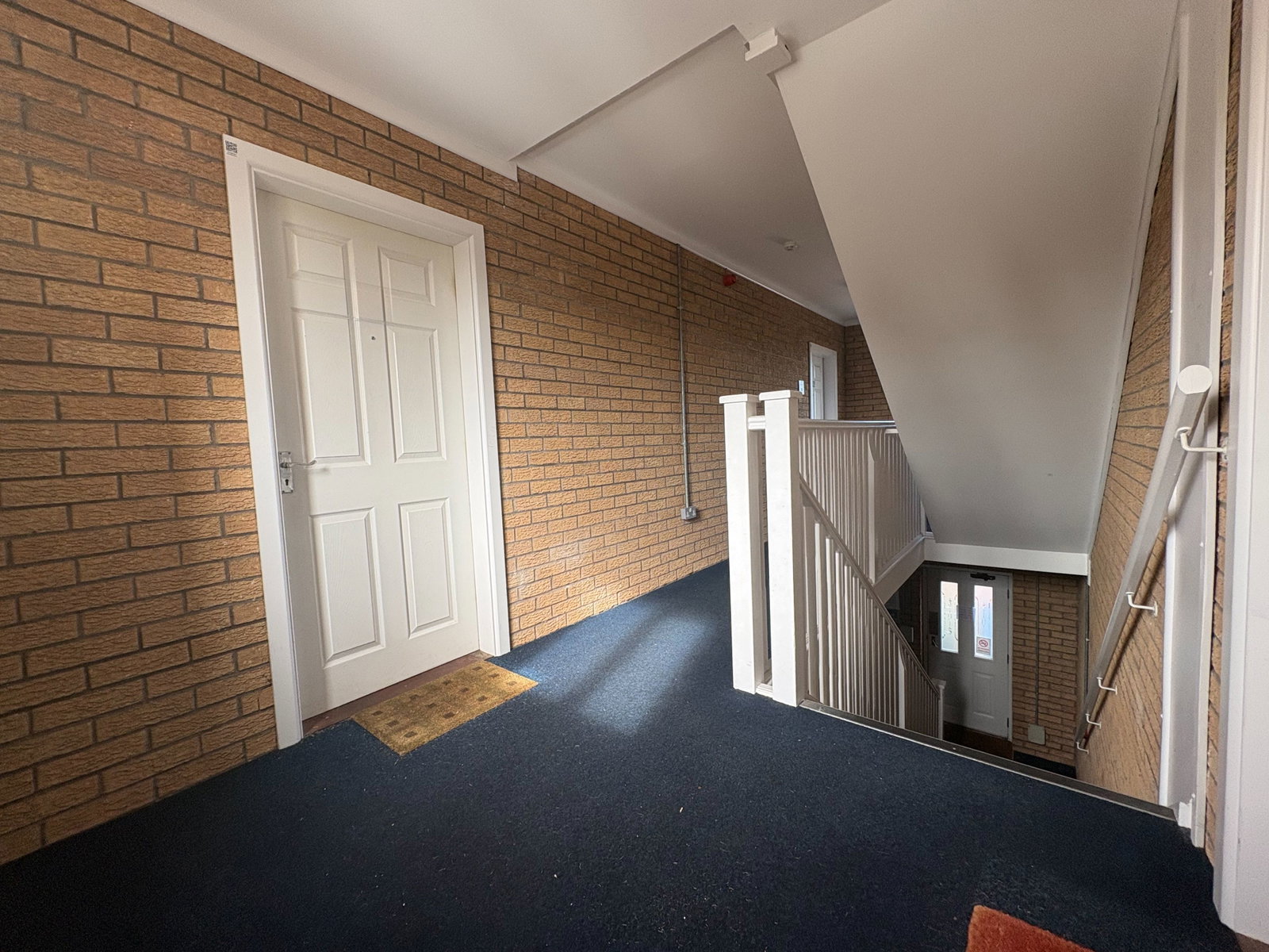 Apartment for sale in Tipton, Middle Meadow, Tipton, DY4 7LY, 420 m²