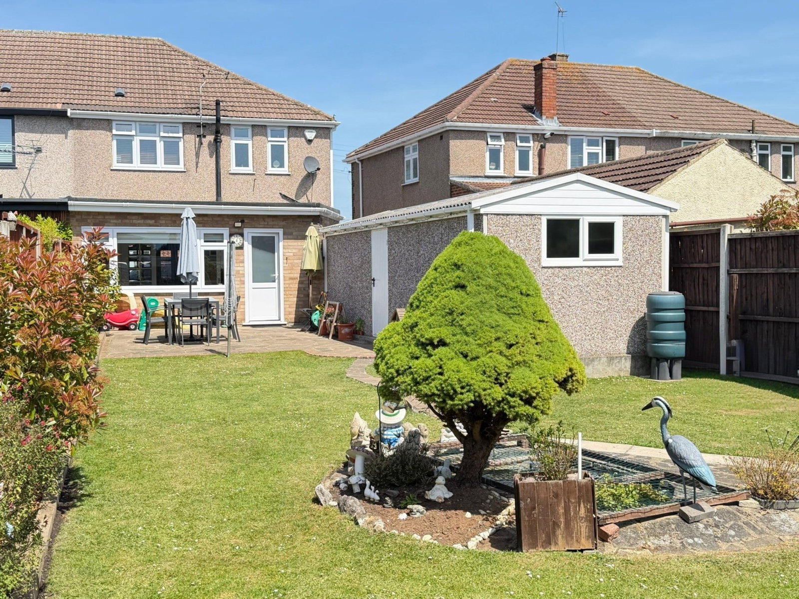 Semi Detached House in Romford