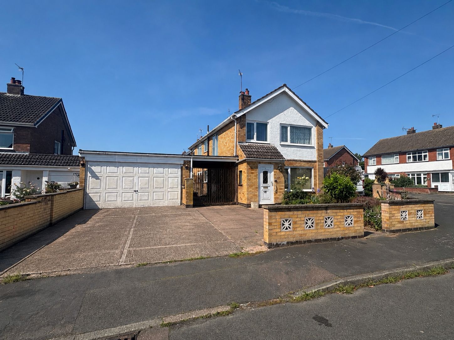 Semi Detached House in Loughborough