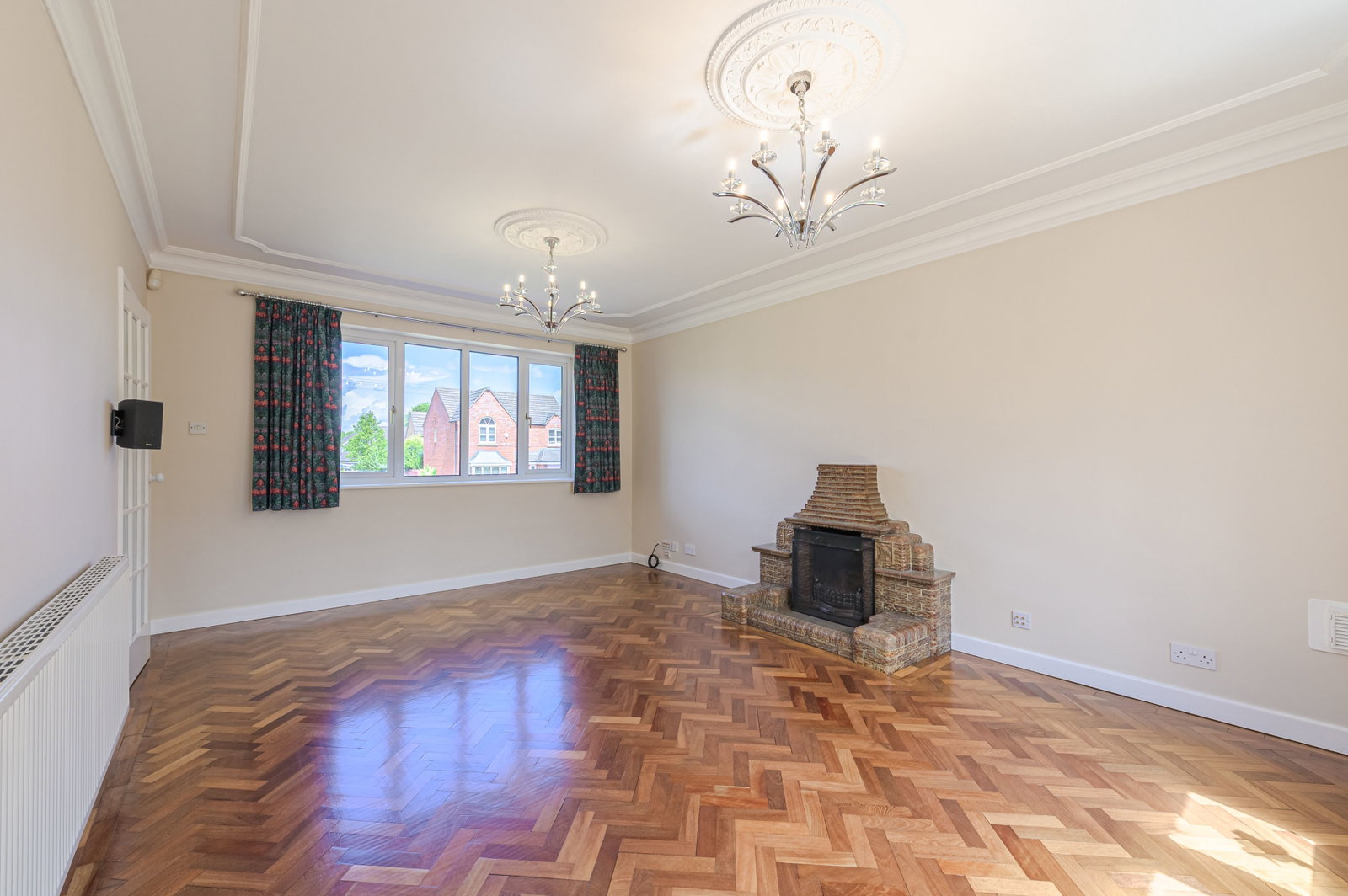 Semi Detached House in Walsall