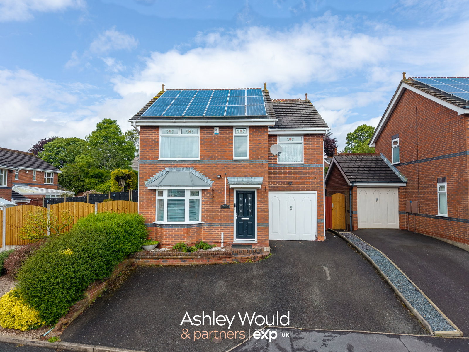 Detached House in Rowley Regis