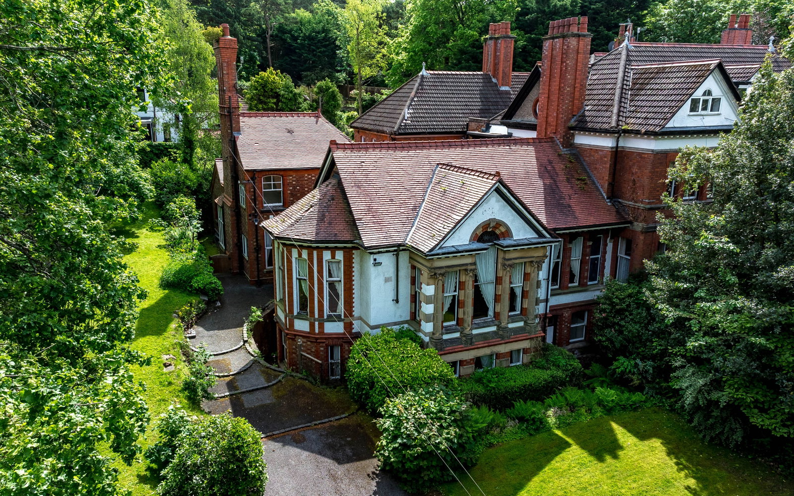 Semi Detached House in Prenton