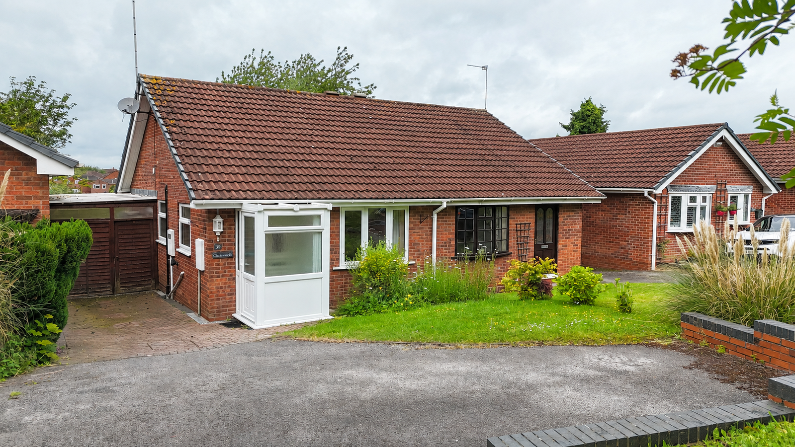 Semi Detached Bungalow in Burton-on-trent