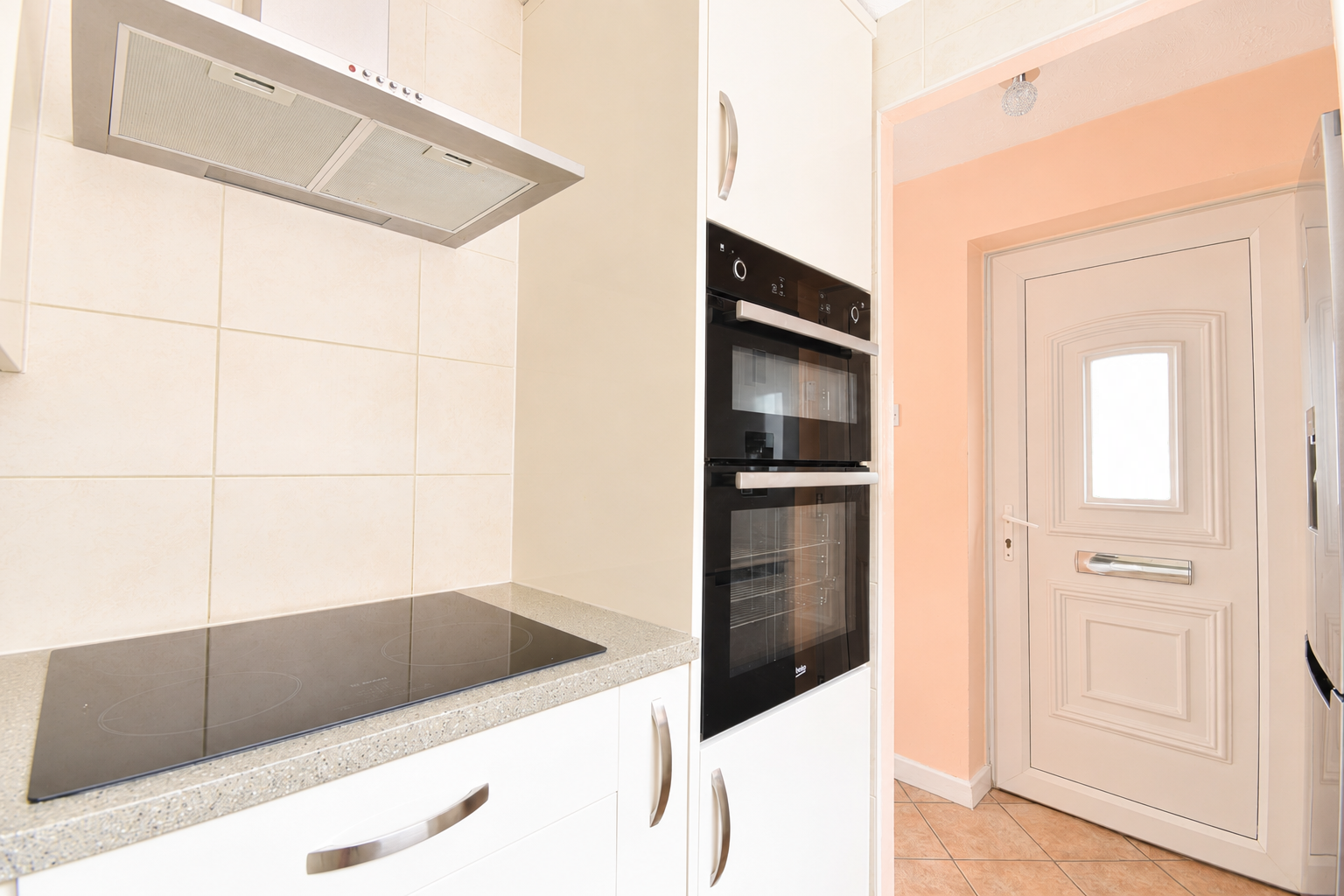 Semi Detached Bungalow in Burton-on-trent