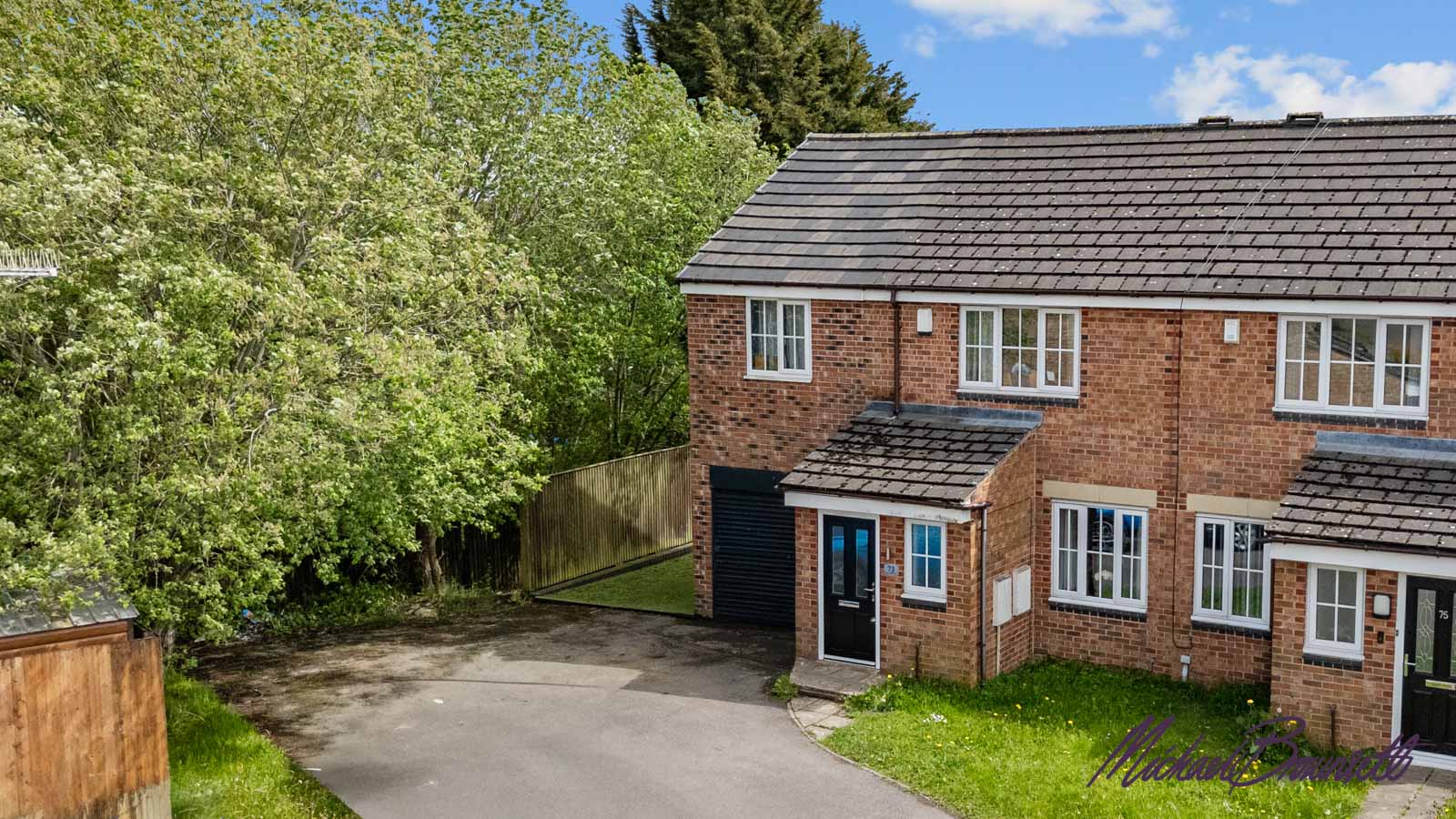 Semi Detached House in Bradford