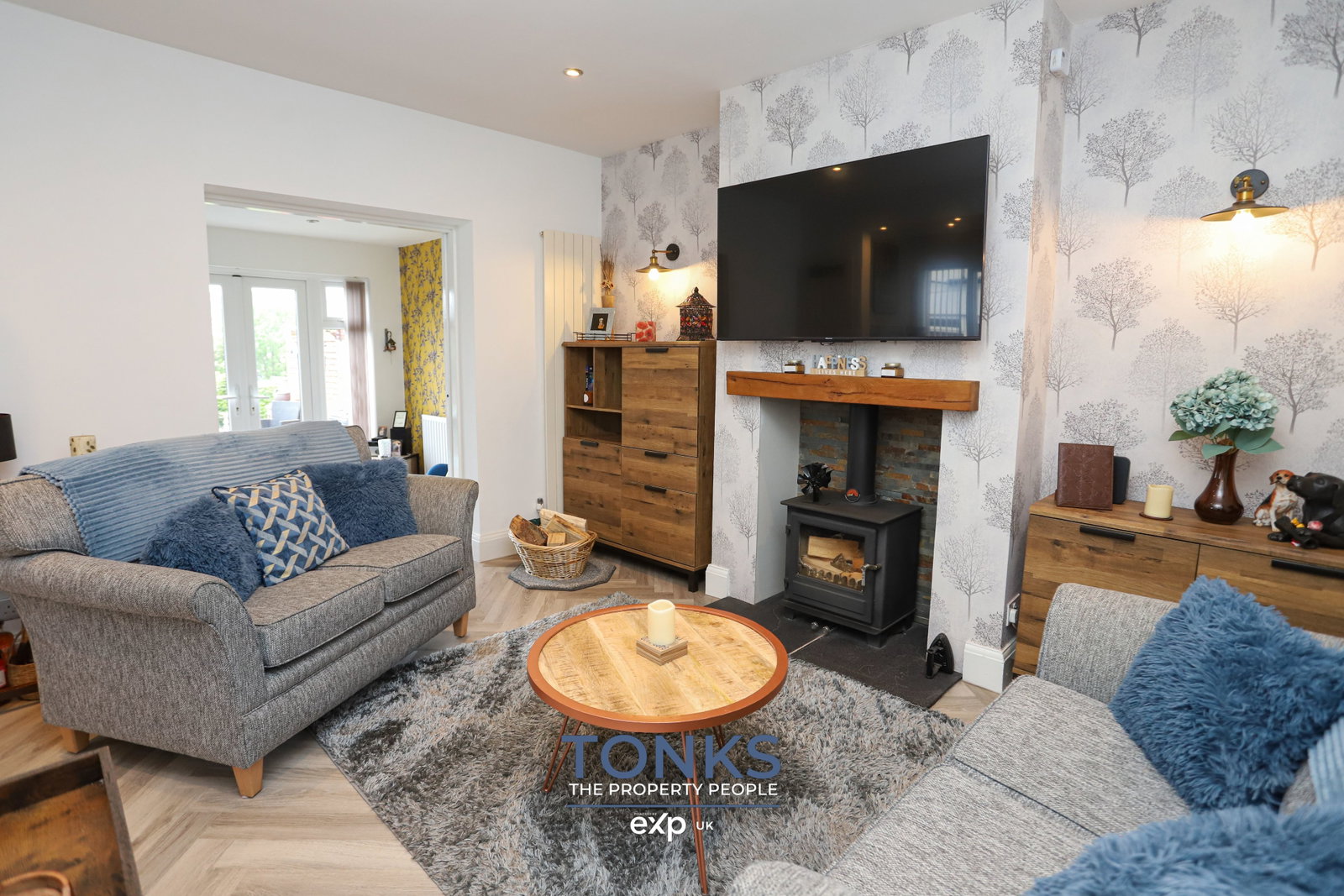 Semi Detached House in Dudley