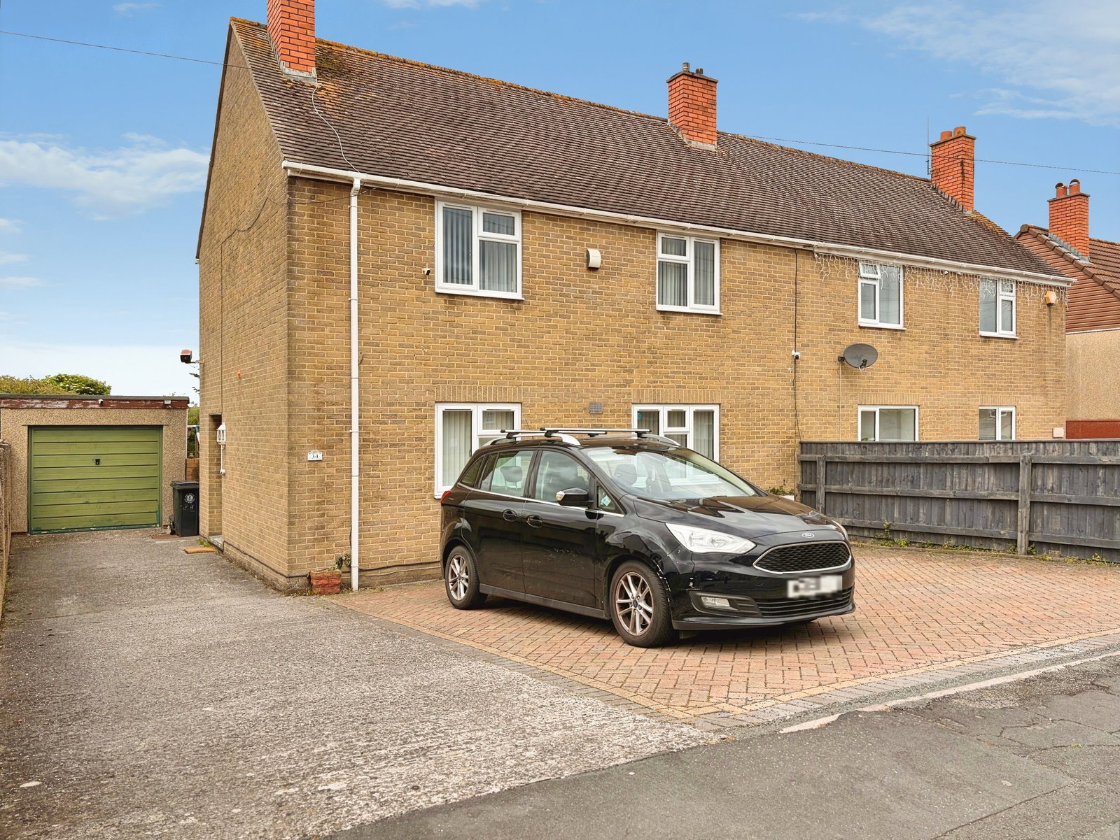Semi Detached House in Bristol