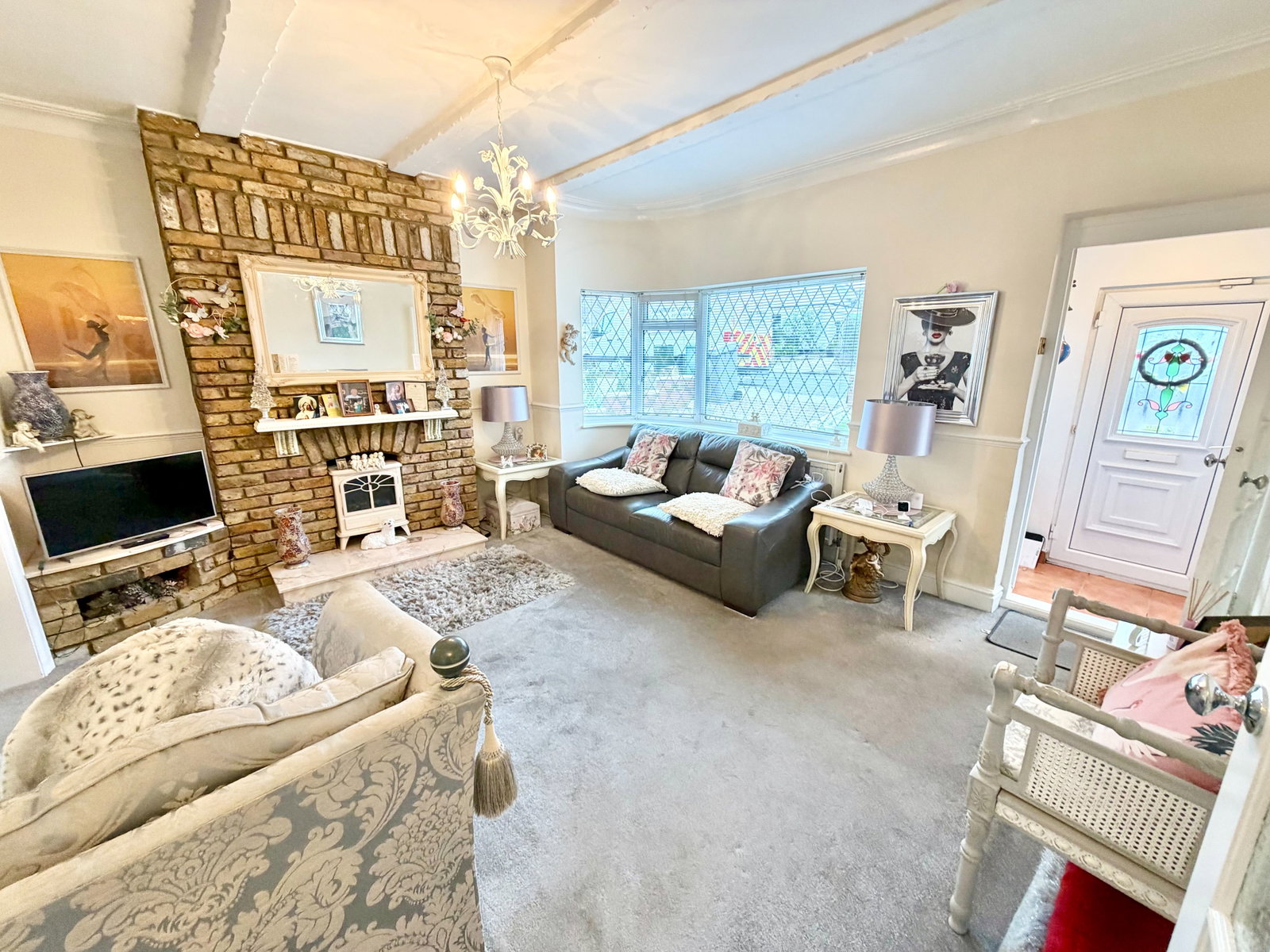 Semi Detached Bungalow in London