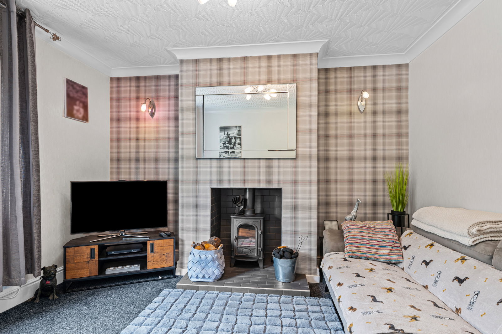 Semi Detached House in Leek