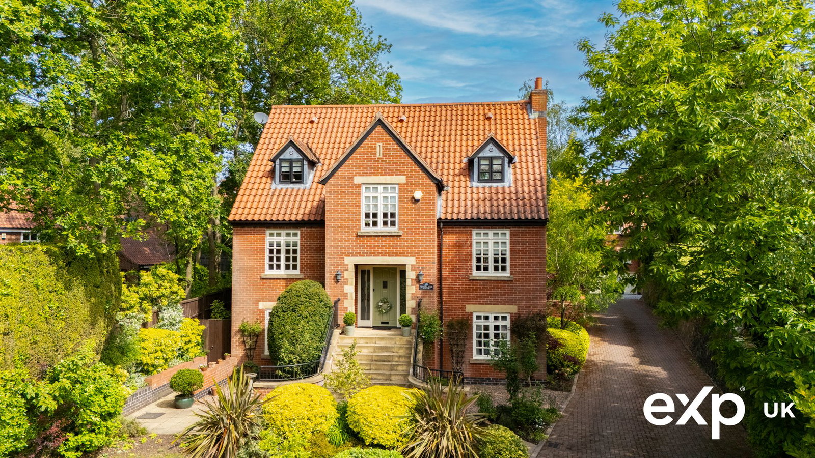 Detached House in Nottingham