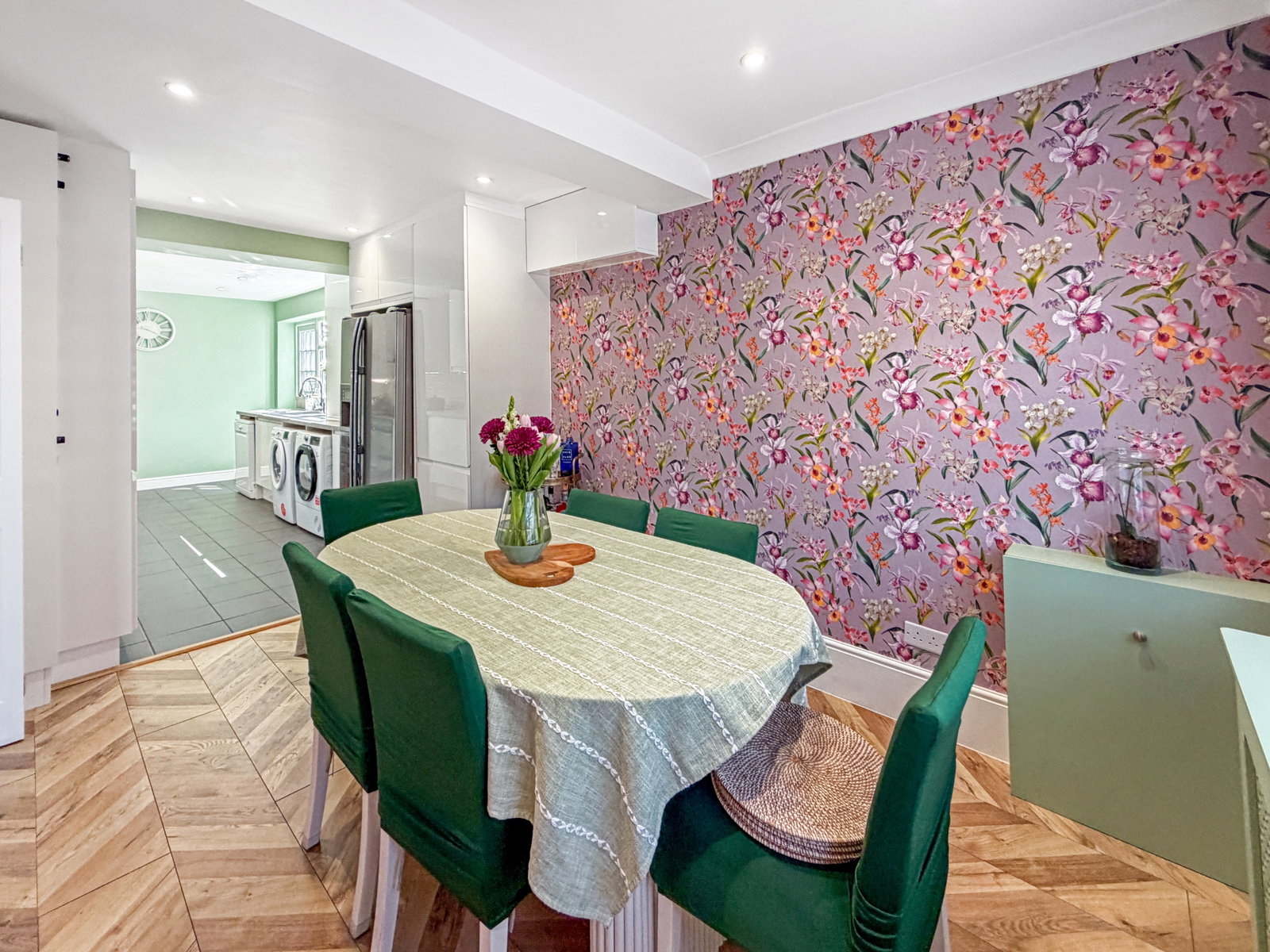 Semi Detached House in Stanford-le-hope