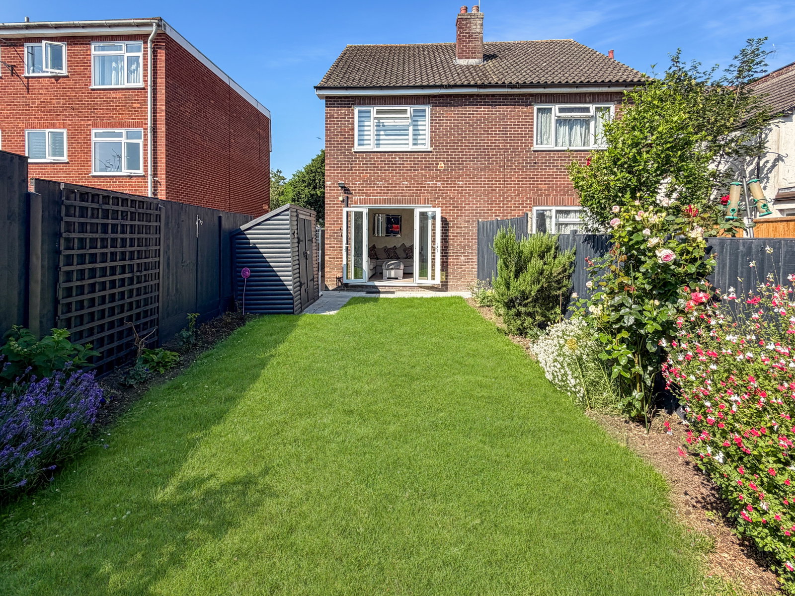 Semi Detached House in Stanford-le-hope