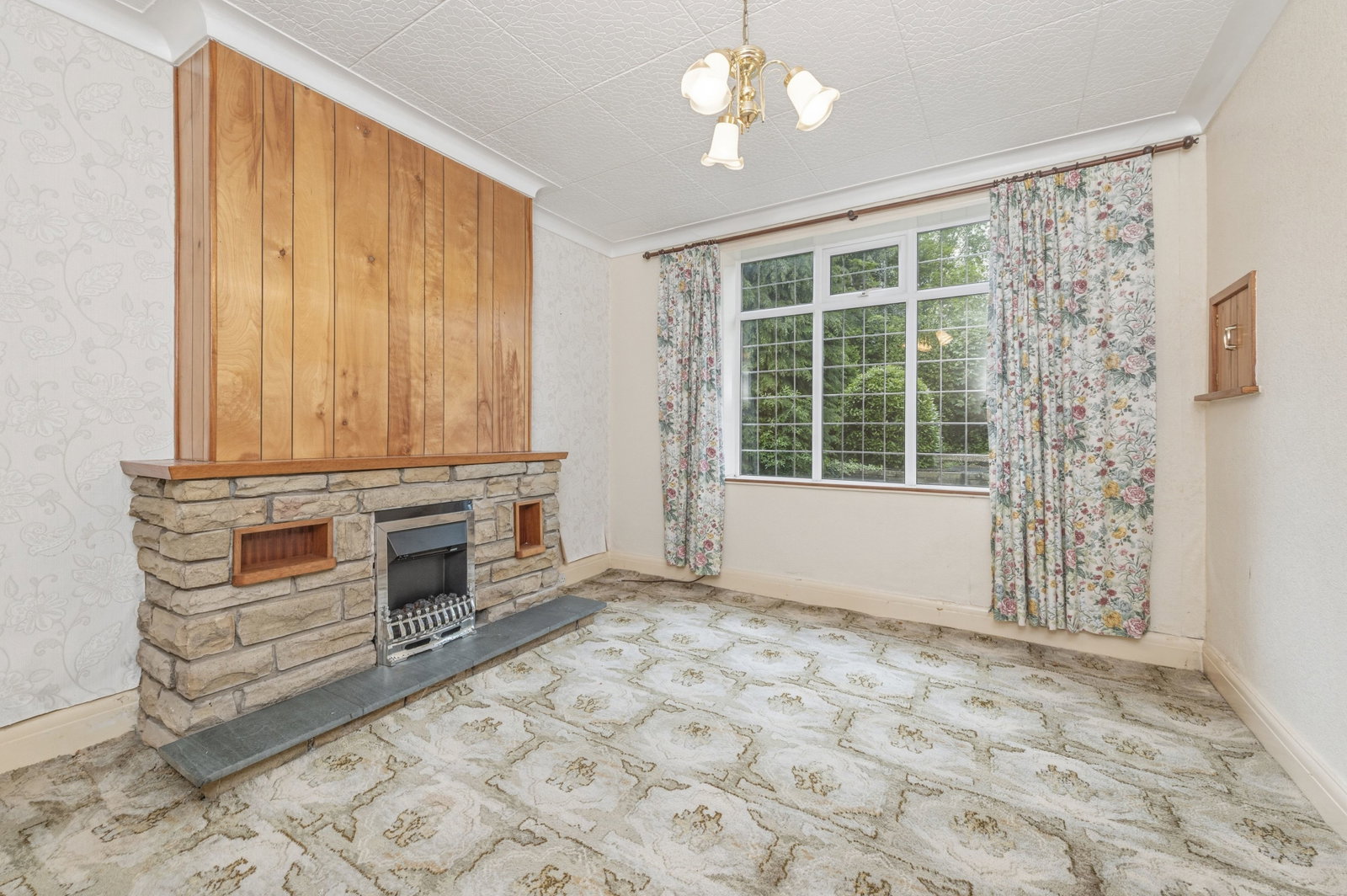 Detached House in Leeds