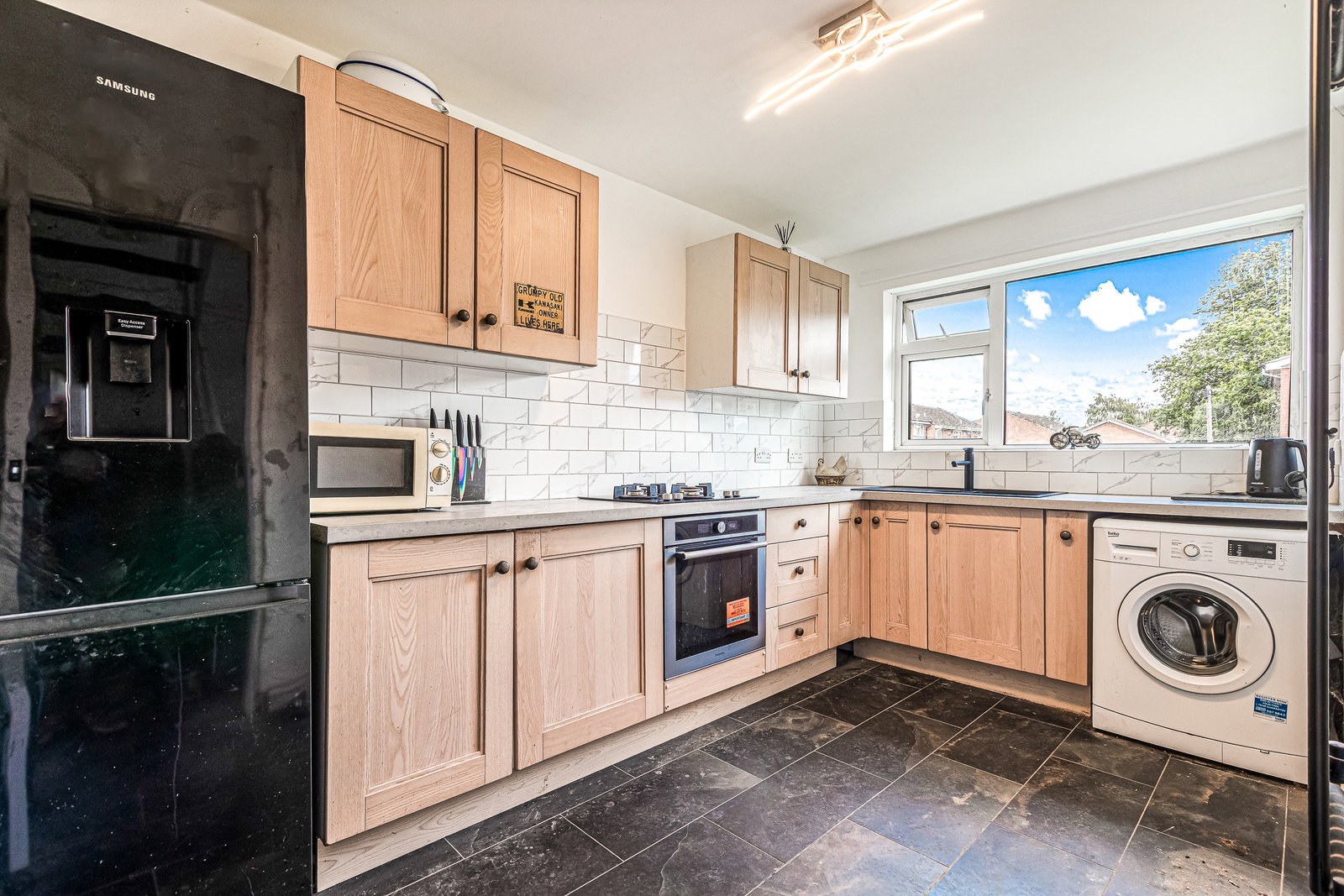 Semi Detached House in Leicester
