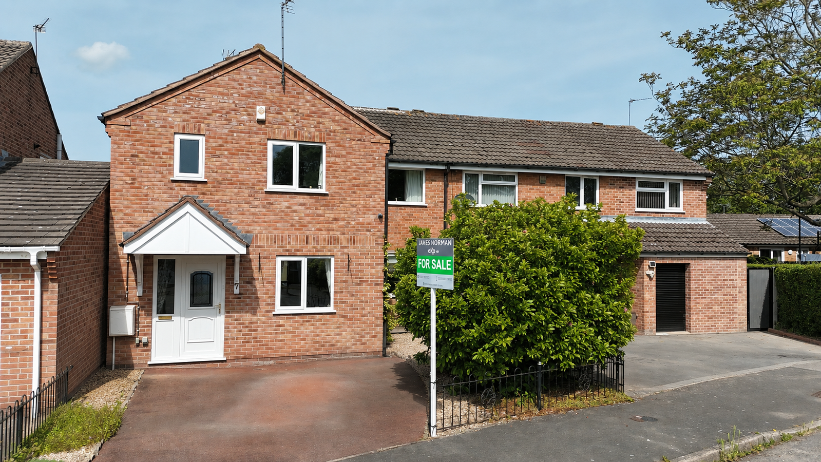 Semi Detached House in Derby