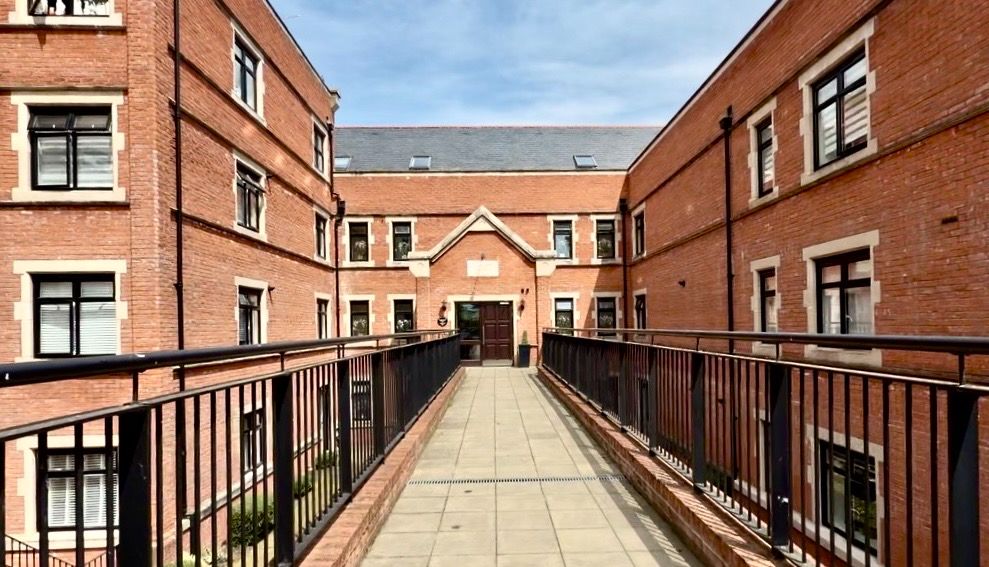 Penthouse in Bushey 