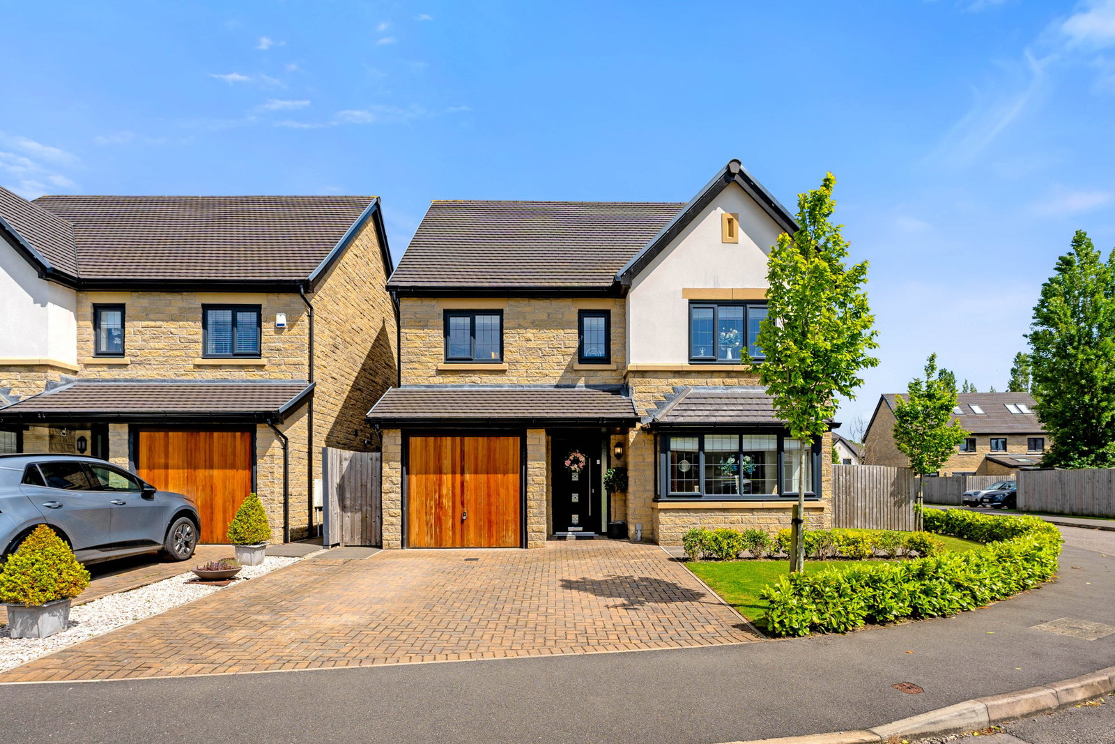 Detached House in Leigh