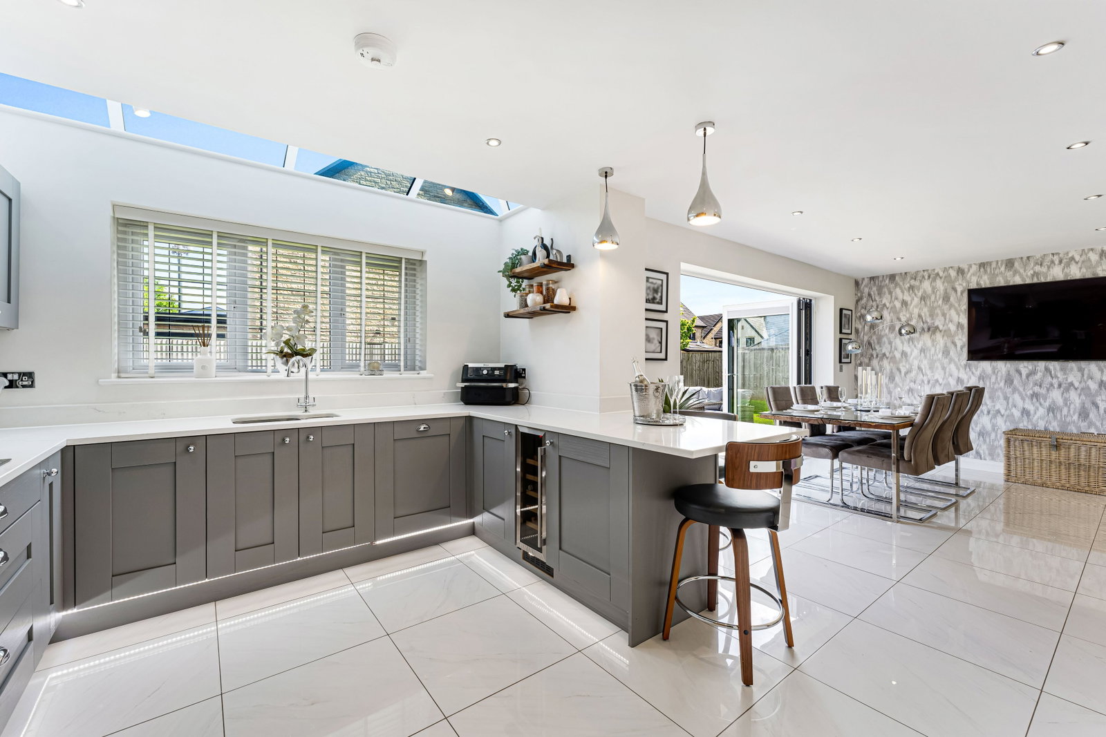Detached House in Leigh