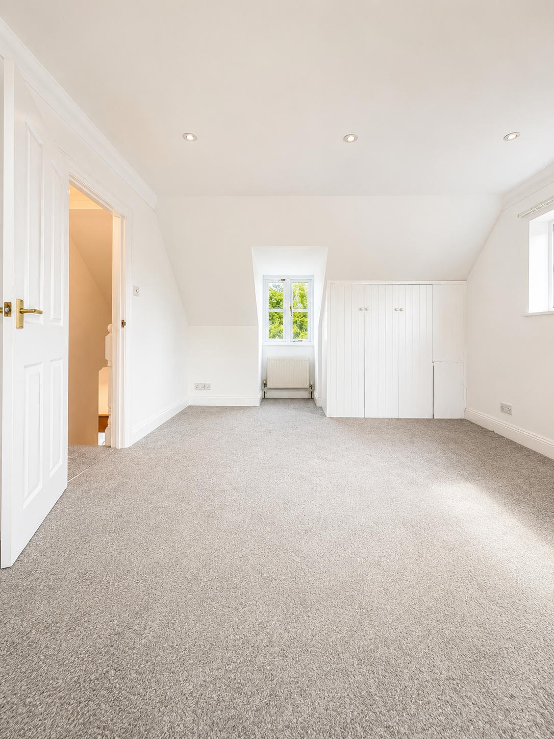 Semi Detached House in Wisborough Green
