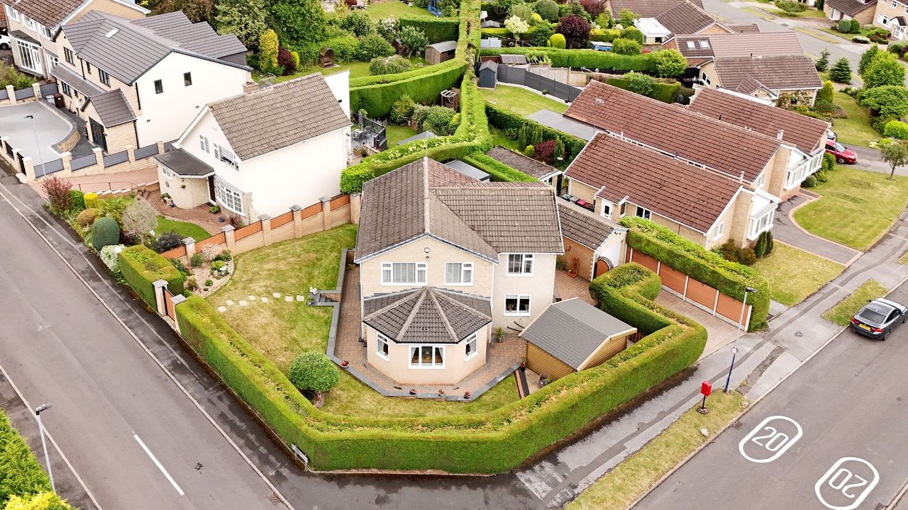 Detached House in Rotherham