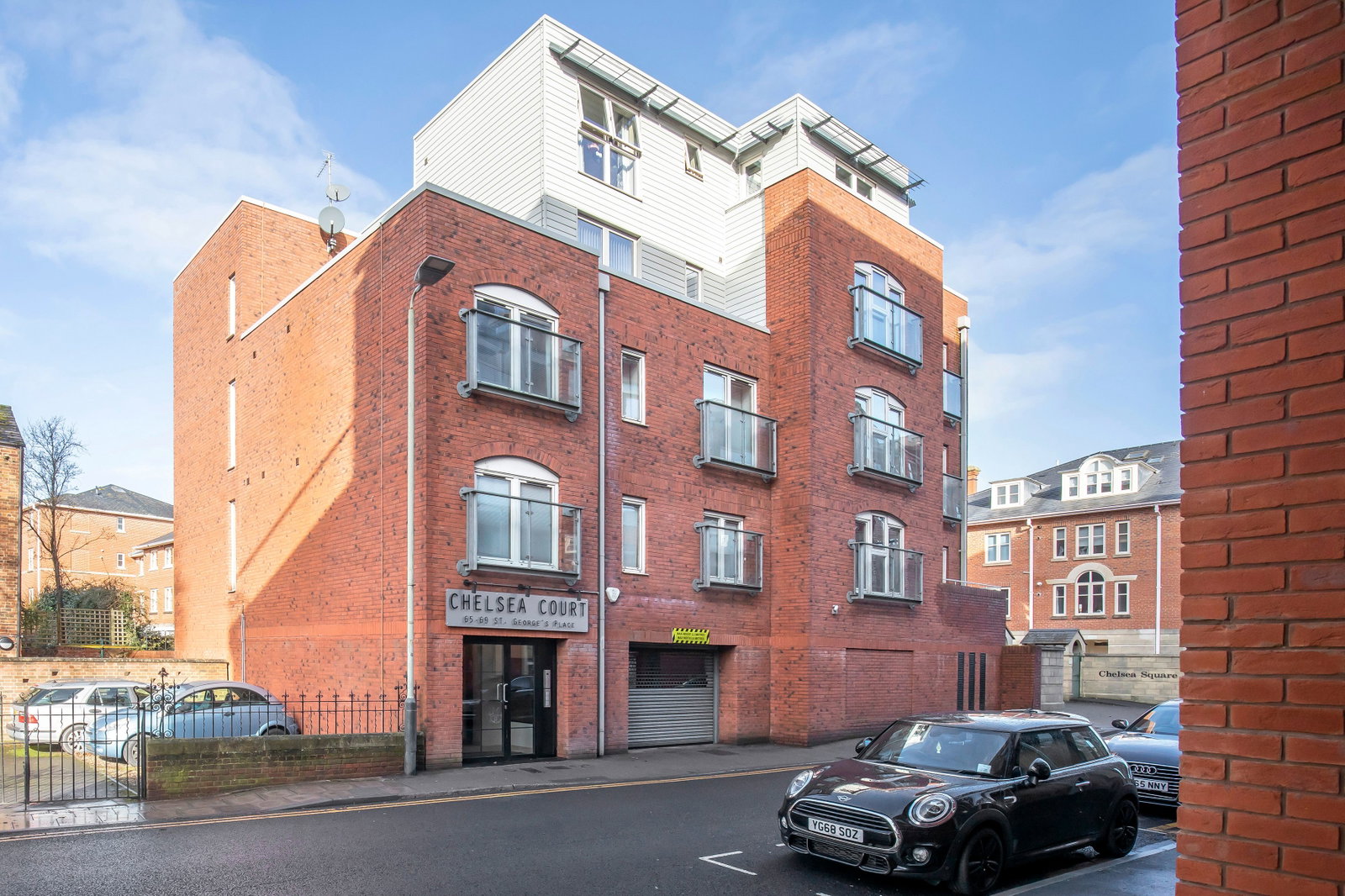 Apartment in Cheltenham