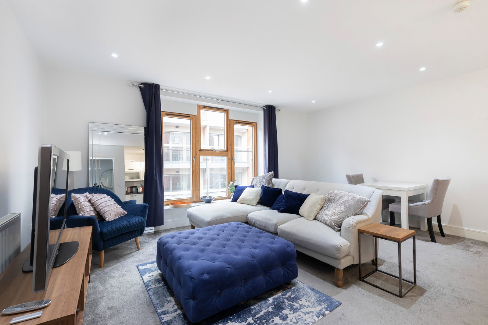 Apartment in Cheltenham