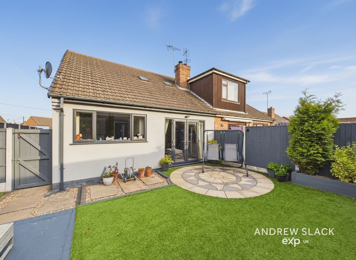 Semi Detached House in Mansfield 2