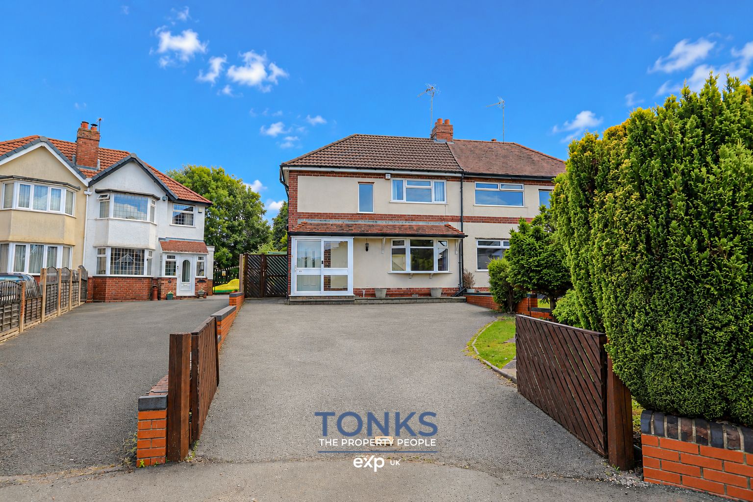 Semi Detached House in Halesowen