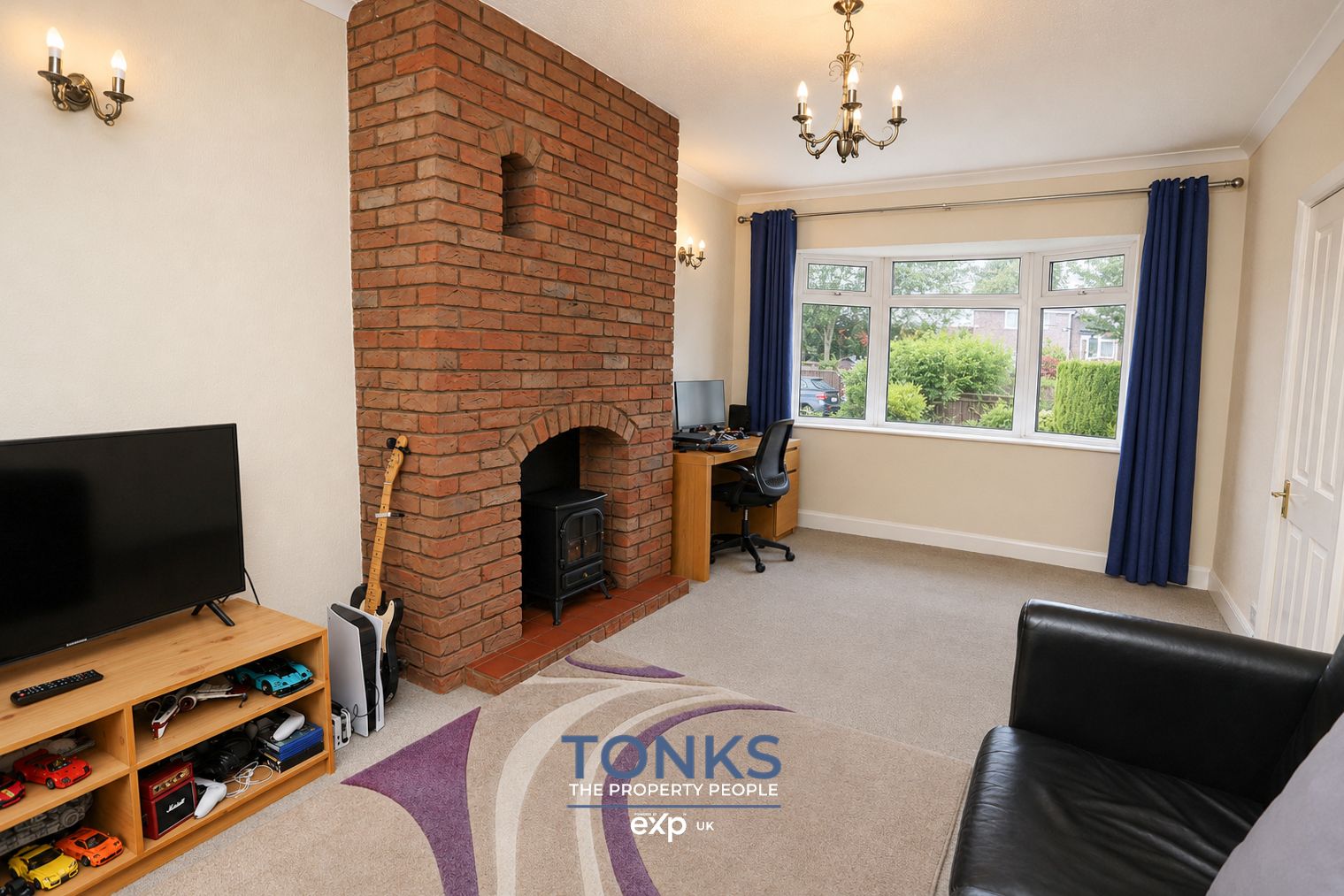 Semi Detached House in Halesowen