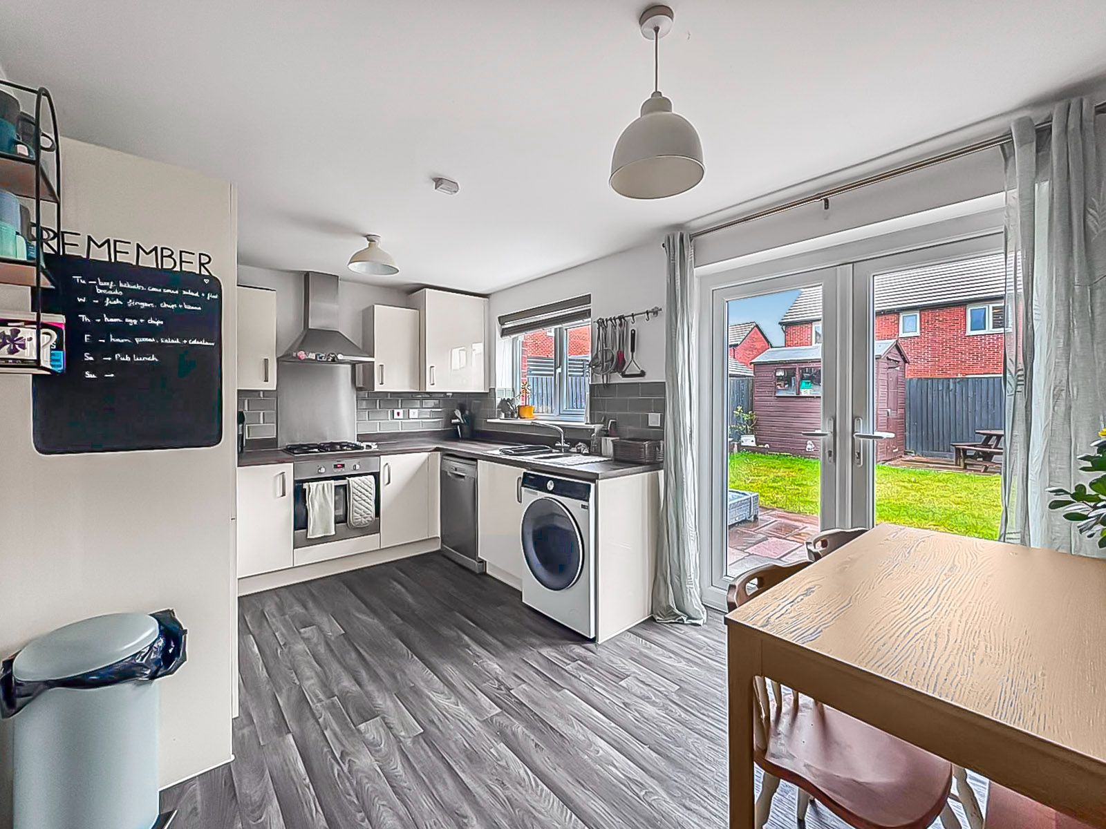 Semi Detached House in Gloucester