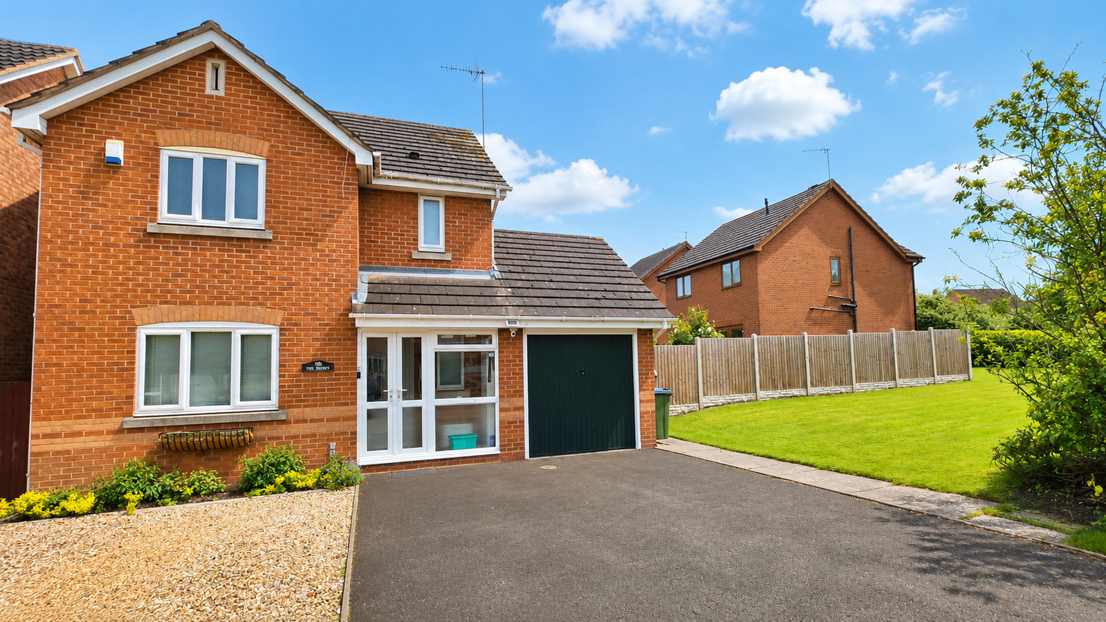 Detached House in Tipton