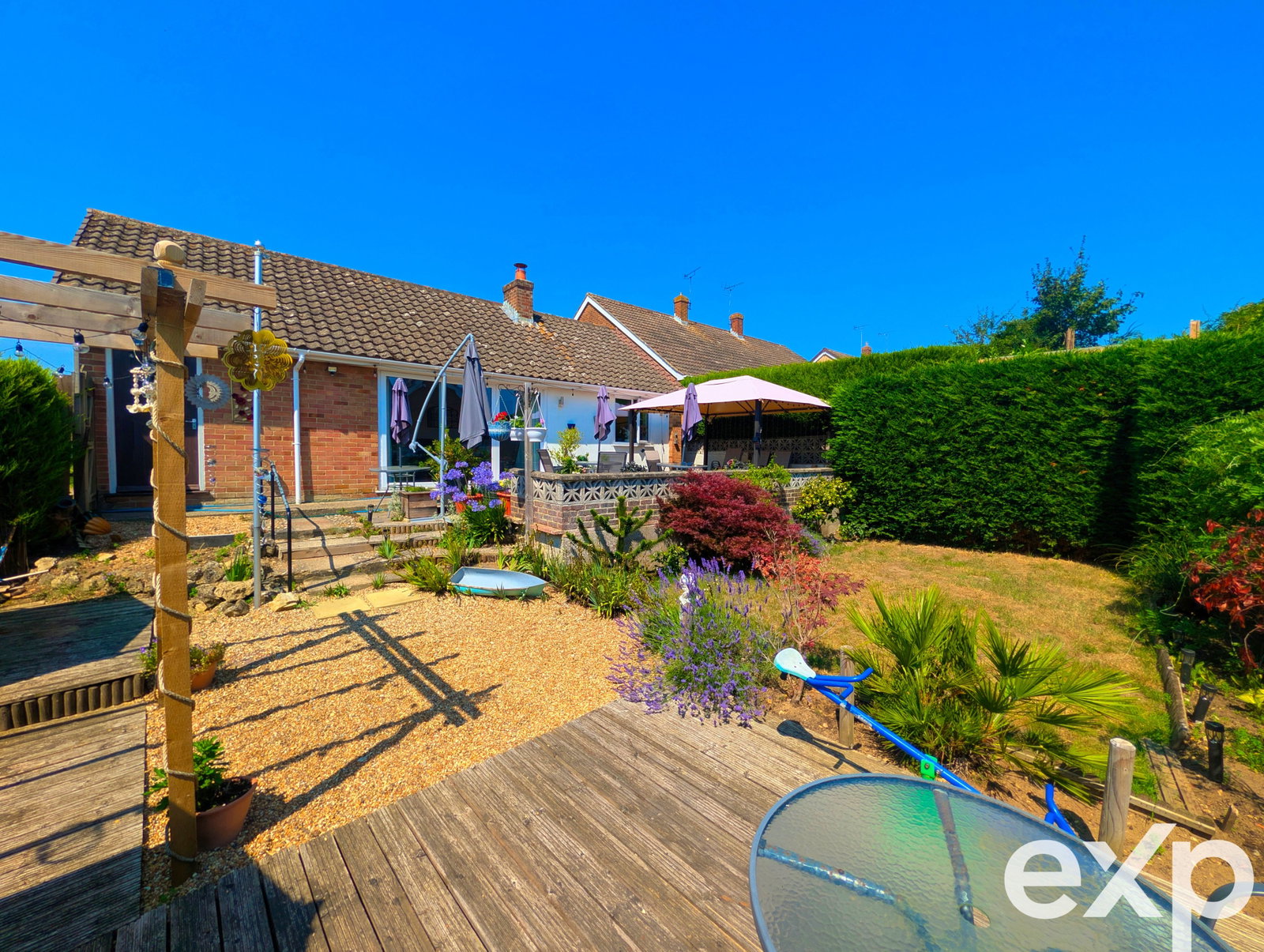 Bungalow in Ashford