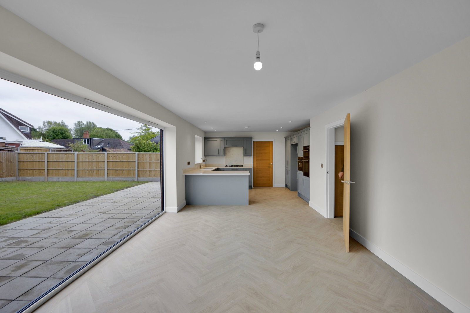 Detached House in Stoke-on-trent