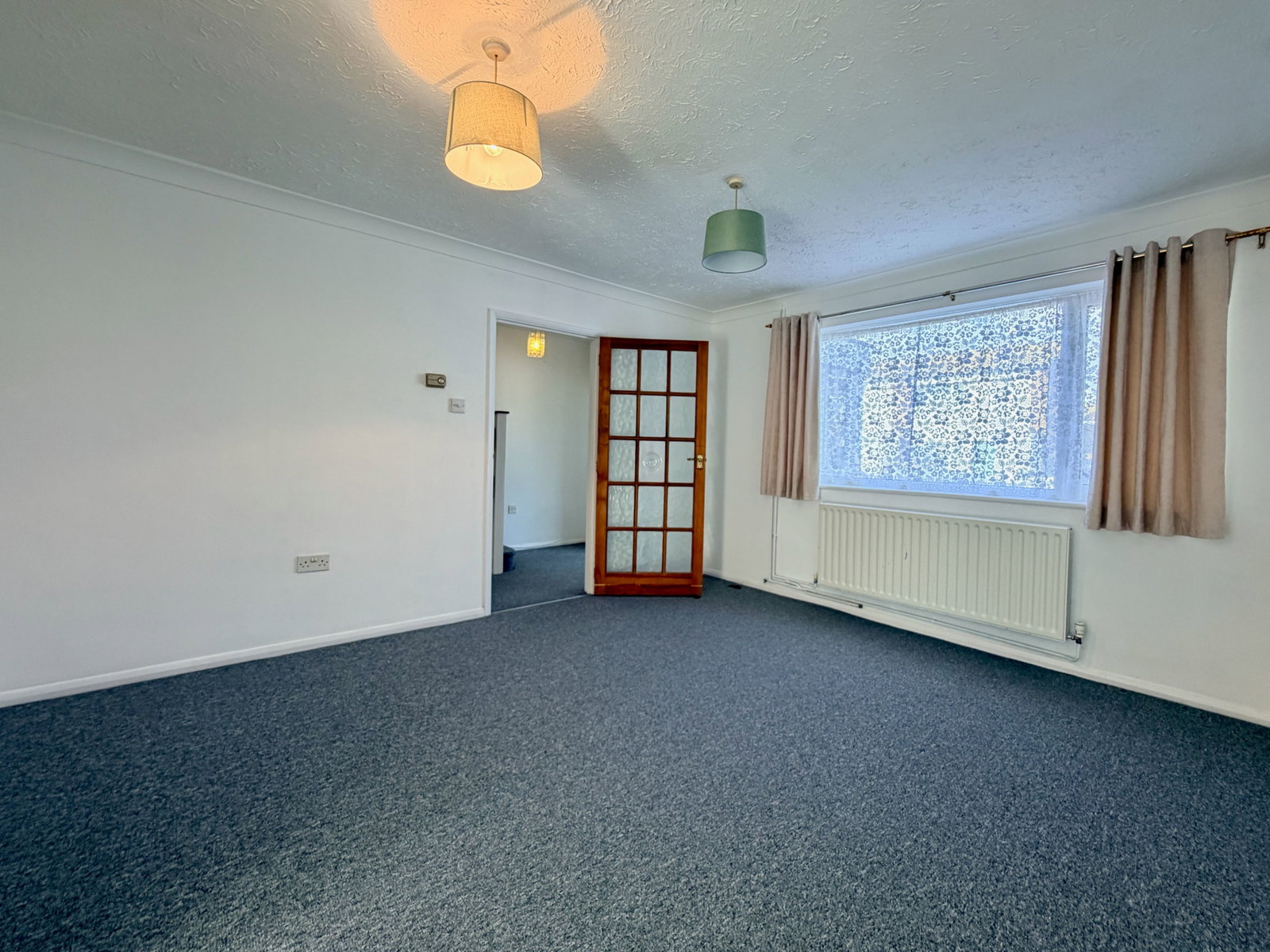 Semi Detached House for sale in Broadstairs, Linley Road, Broadstairs, CT10 3HG, 835 m²