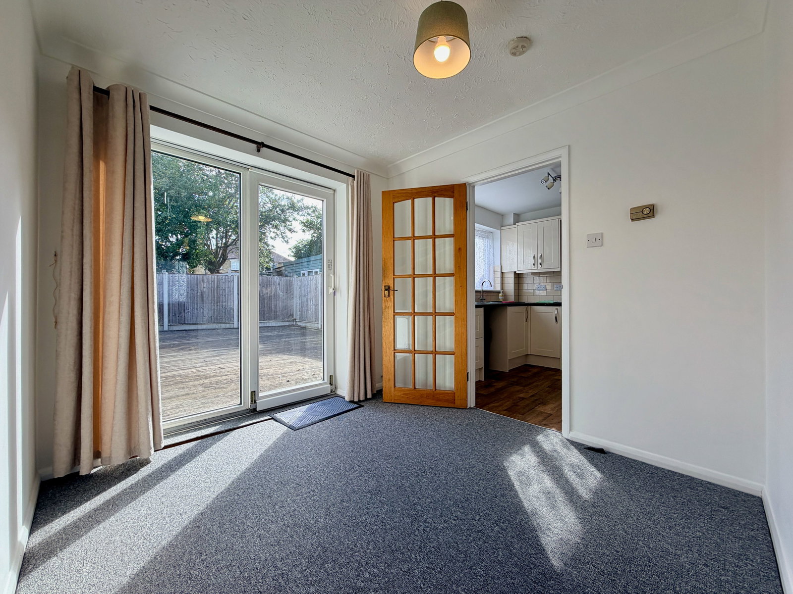 Semi Detached House for sale in Broadstairs, Linley Road, Broadstairs, CT10 3HG, 835 m²