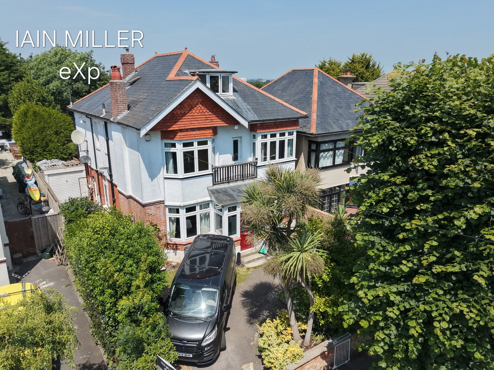 Detached House in Bournemouth
