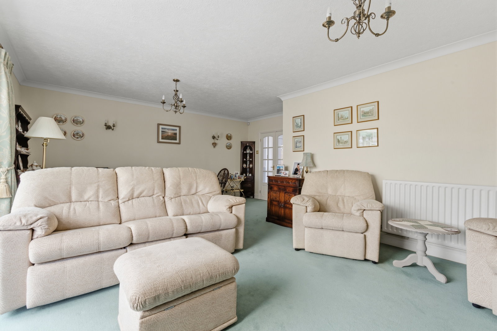 Bungalow in Newark