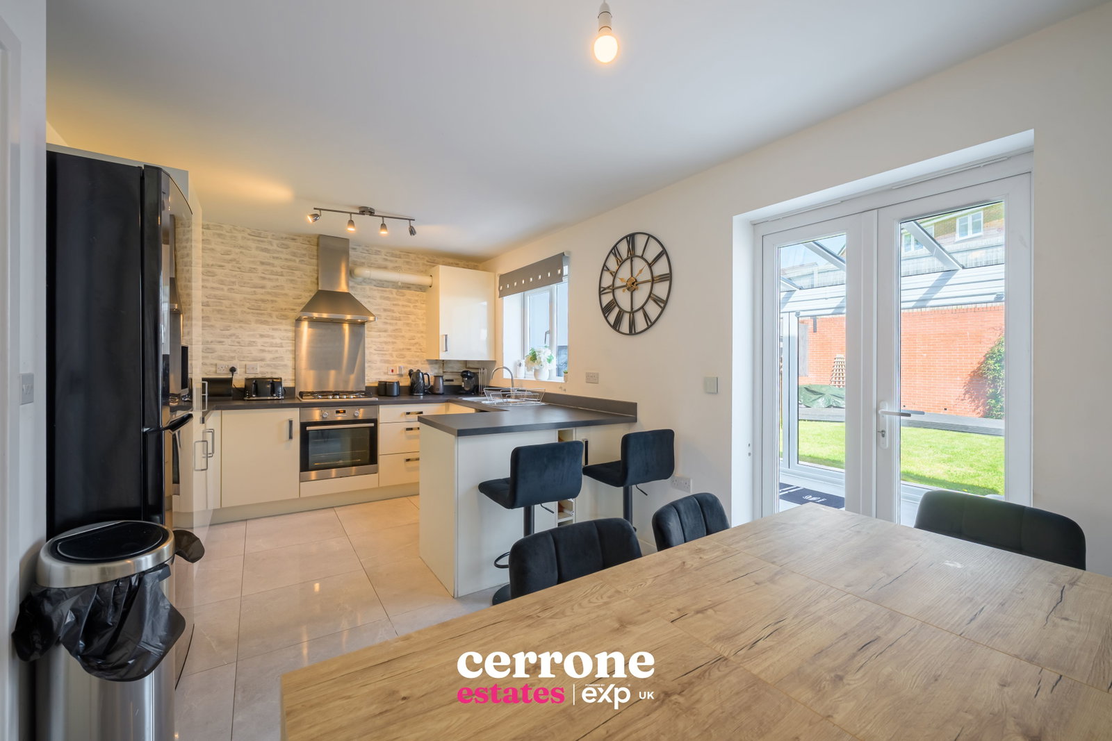 Semi Detached House in Redditch
