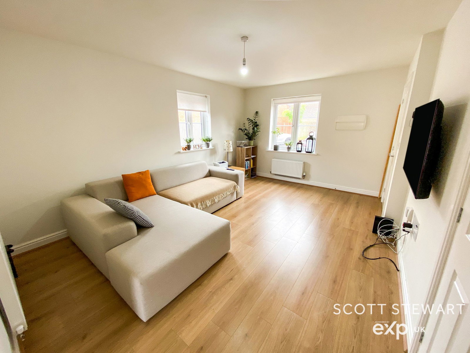 Semi Detached House in Peterborough
