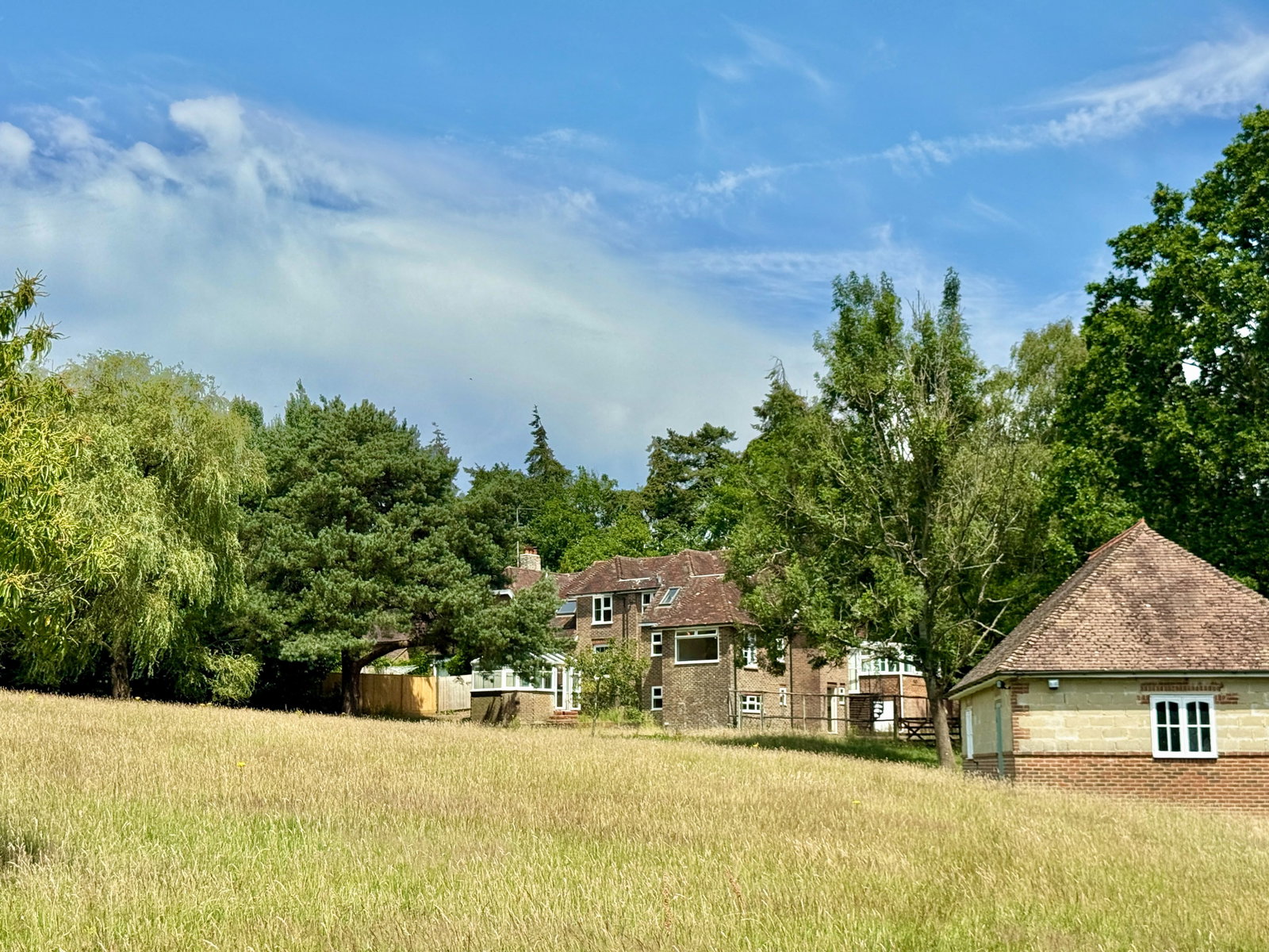 Detached House for sale in East Grinstead, Imberhorne Lane, East Grinstead, West Sussex, RH19 1TZ, 2357 m²