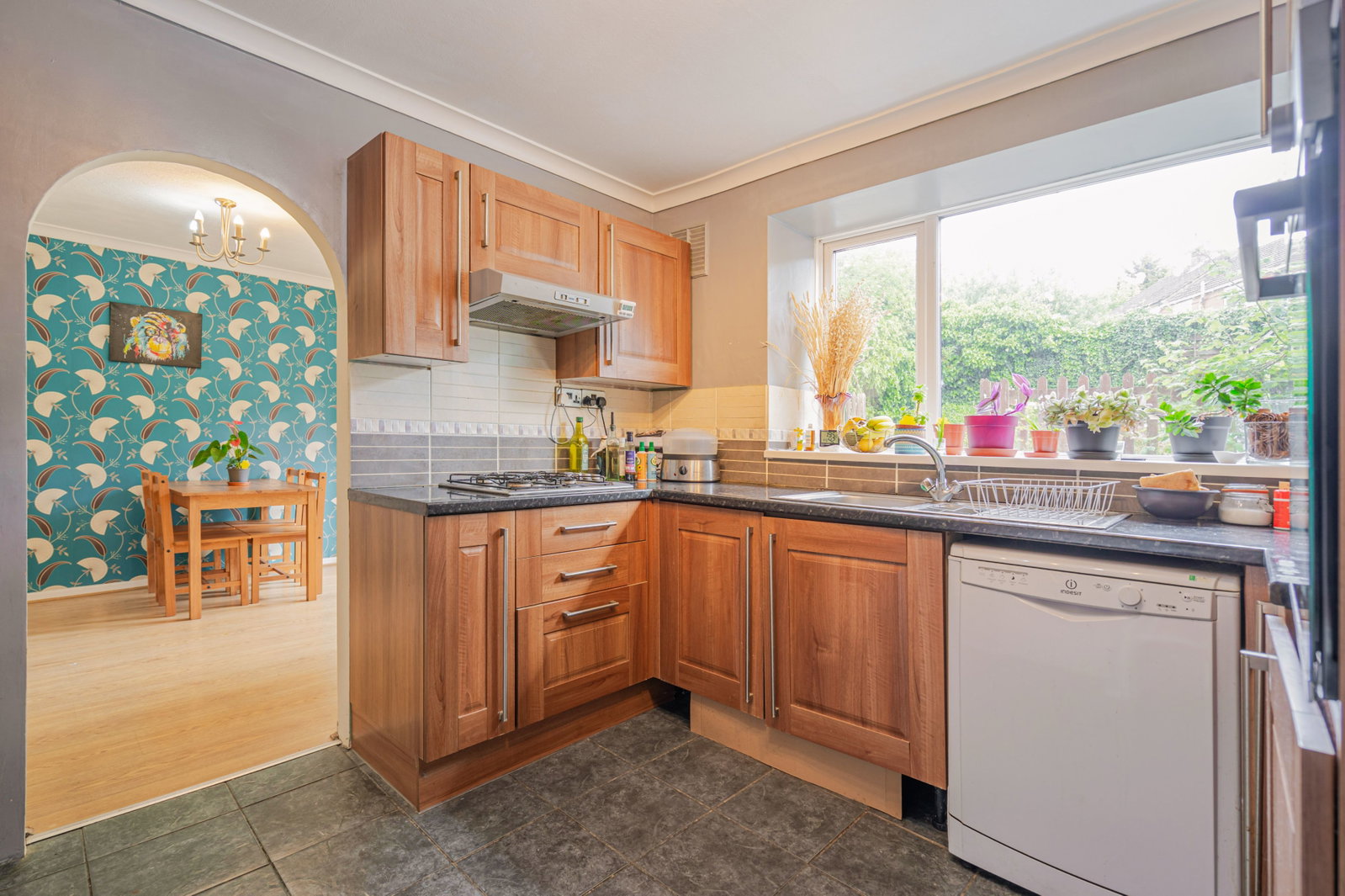 Semi Detached House in Leamington Spa