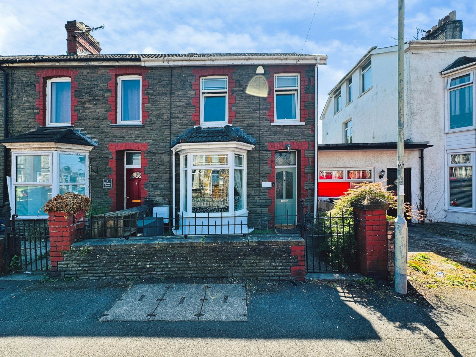 End Of Terrace House in Bridgend