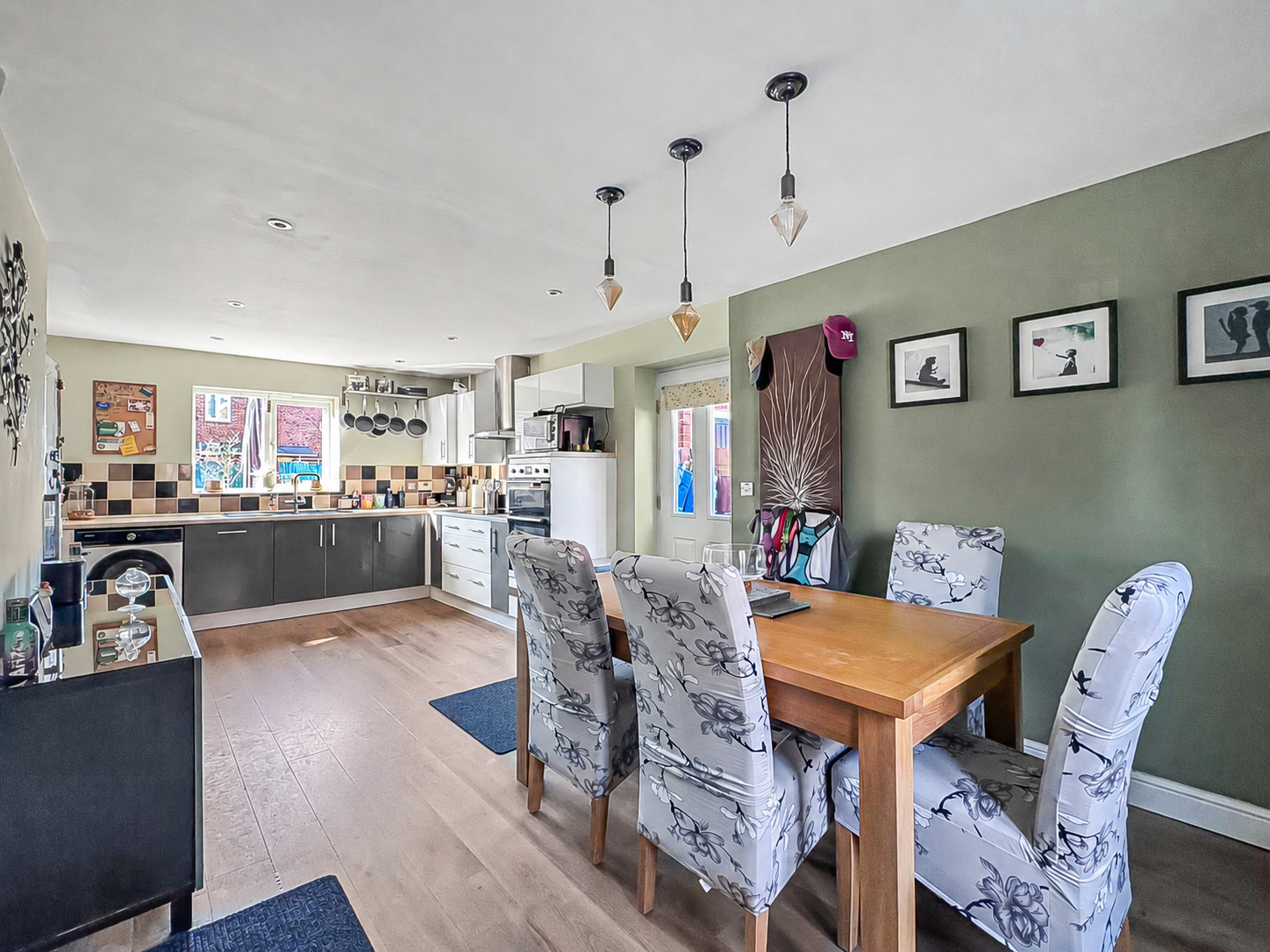 Detached House in Gloucester