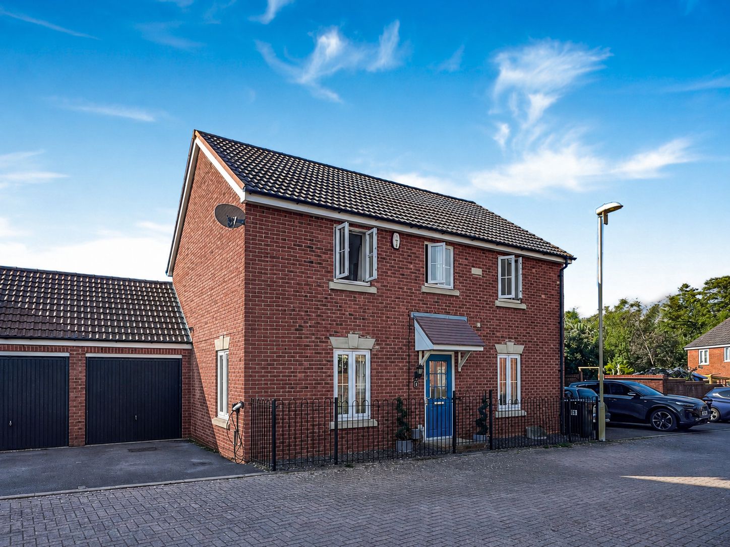 Detached House in Gloucester