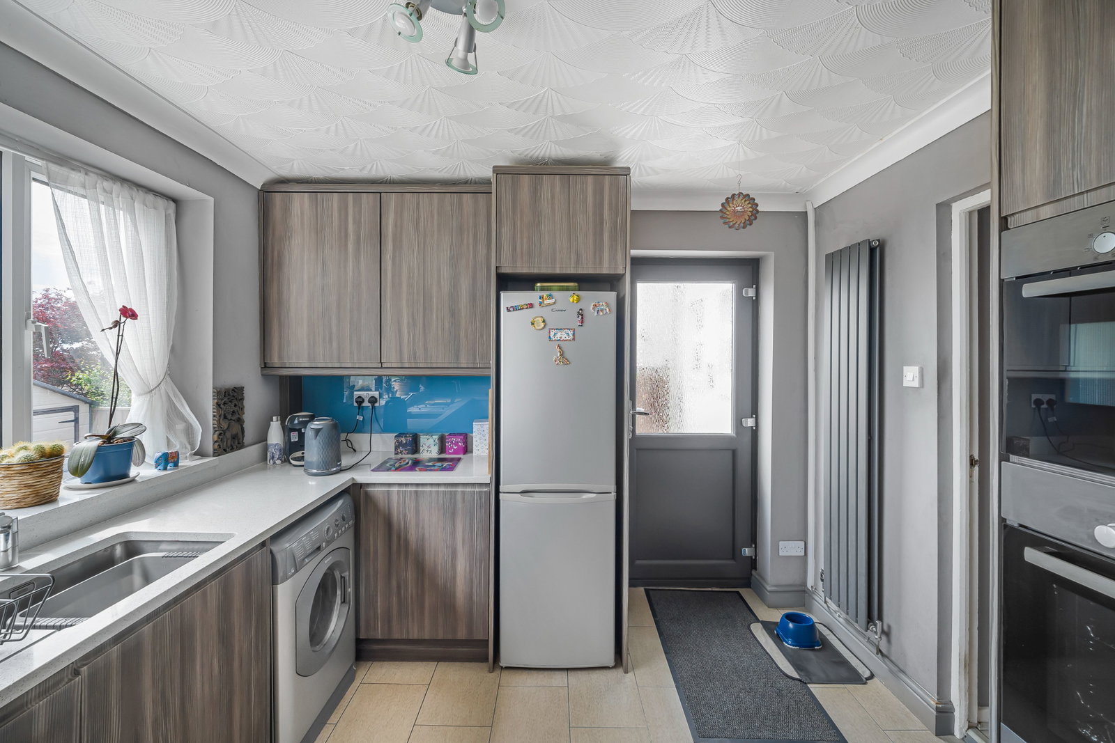 Semi Detached House in Pontyclun