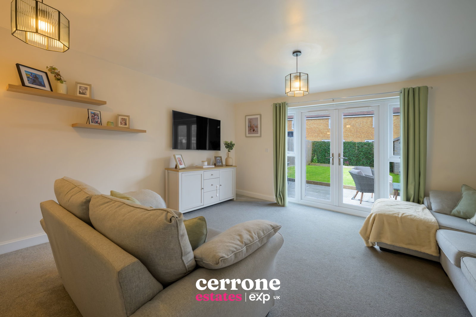 Semi Detached House in Bromsgrove