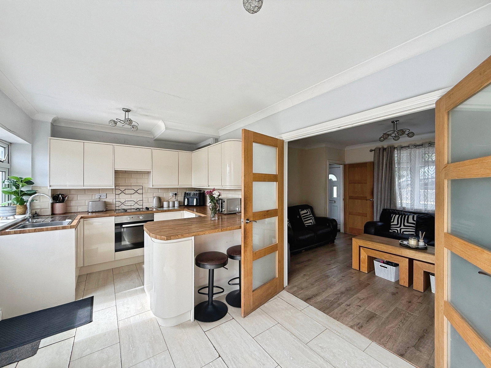 Semi Detached House in Swansea