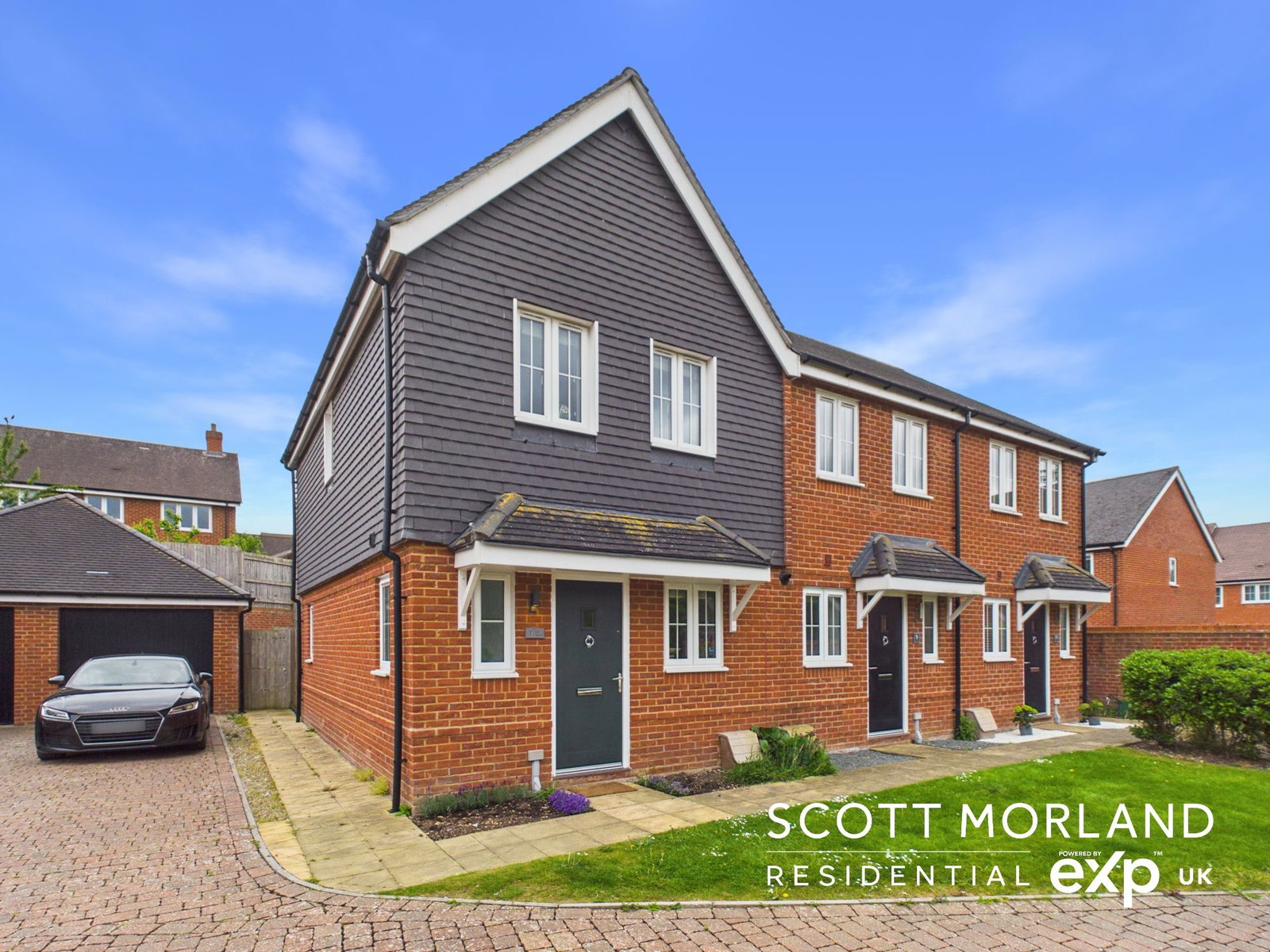 End Of Terrace House in Basingstoke