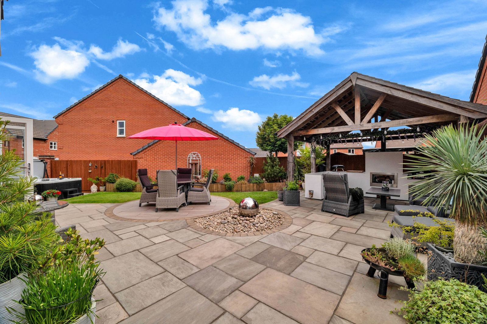 Detached House in LEICESTER
